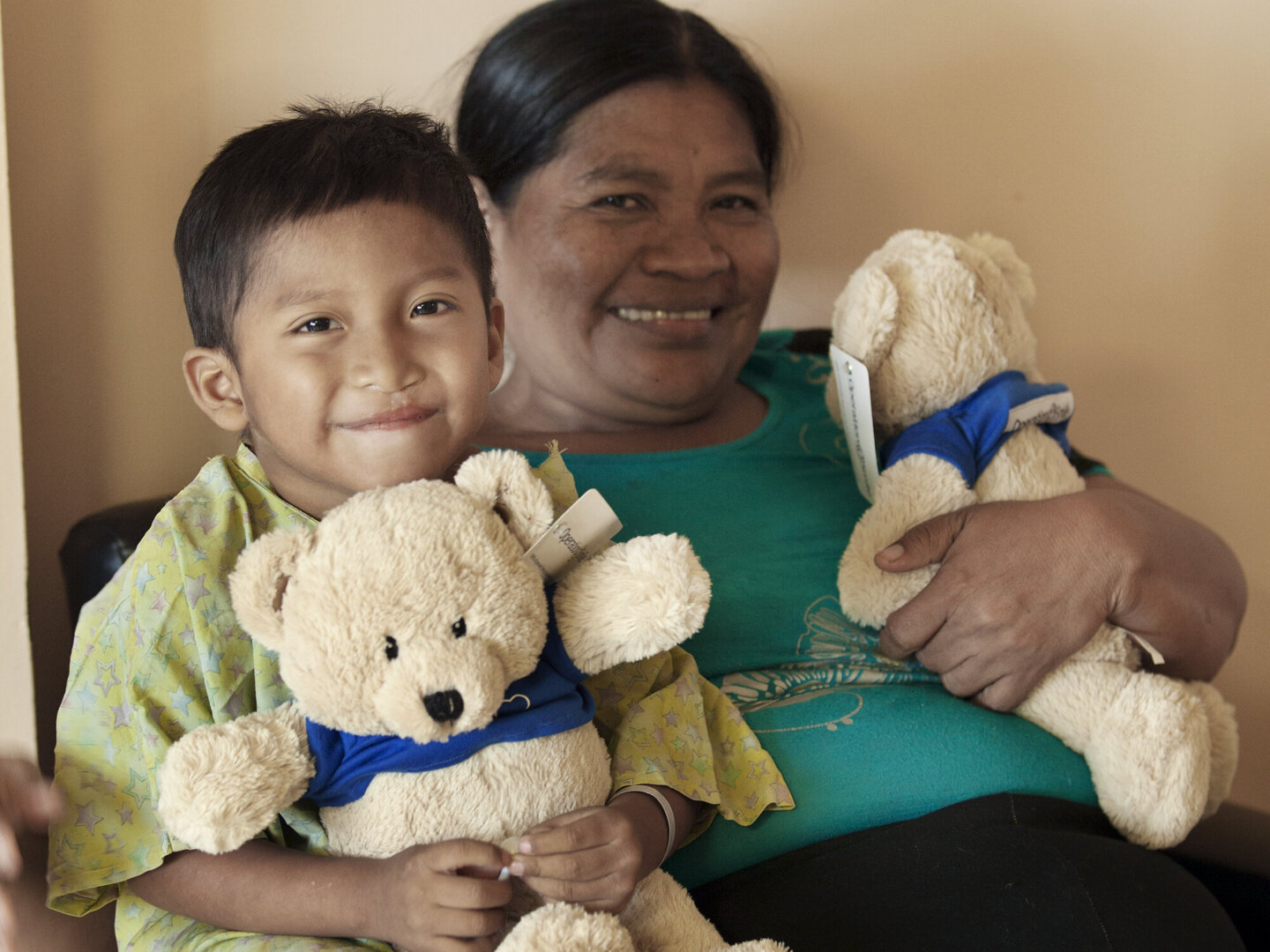 David and Lisa attend a surgical program in Panama.